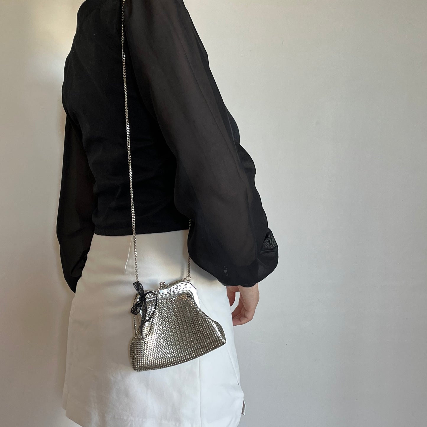 bolsa vintage prateada