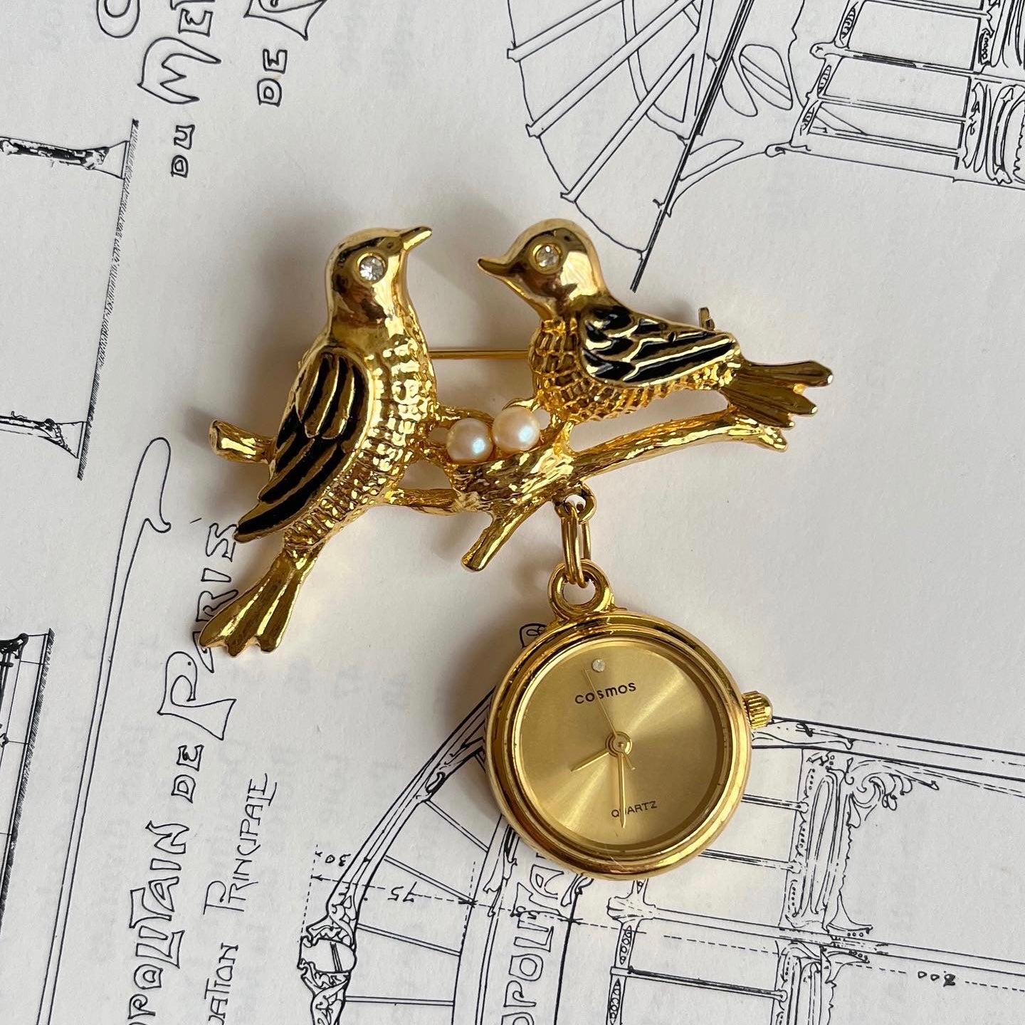 broche vintage