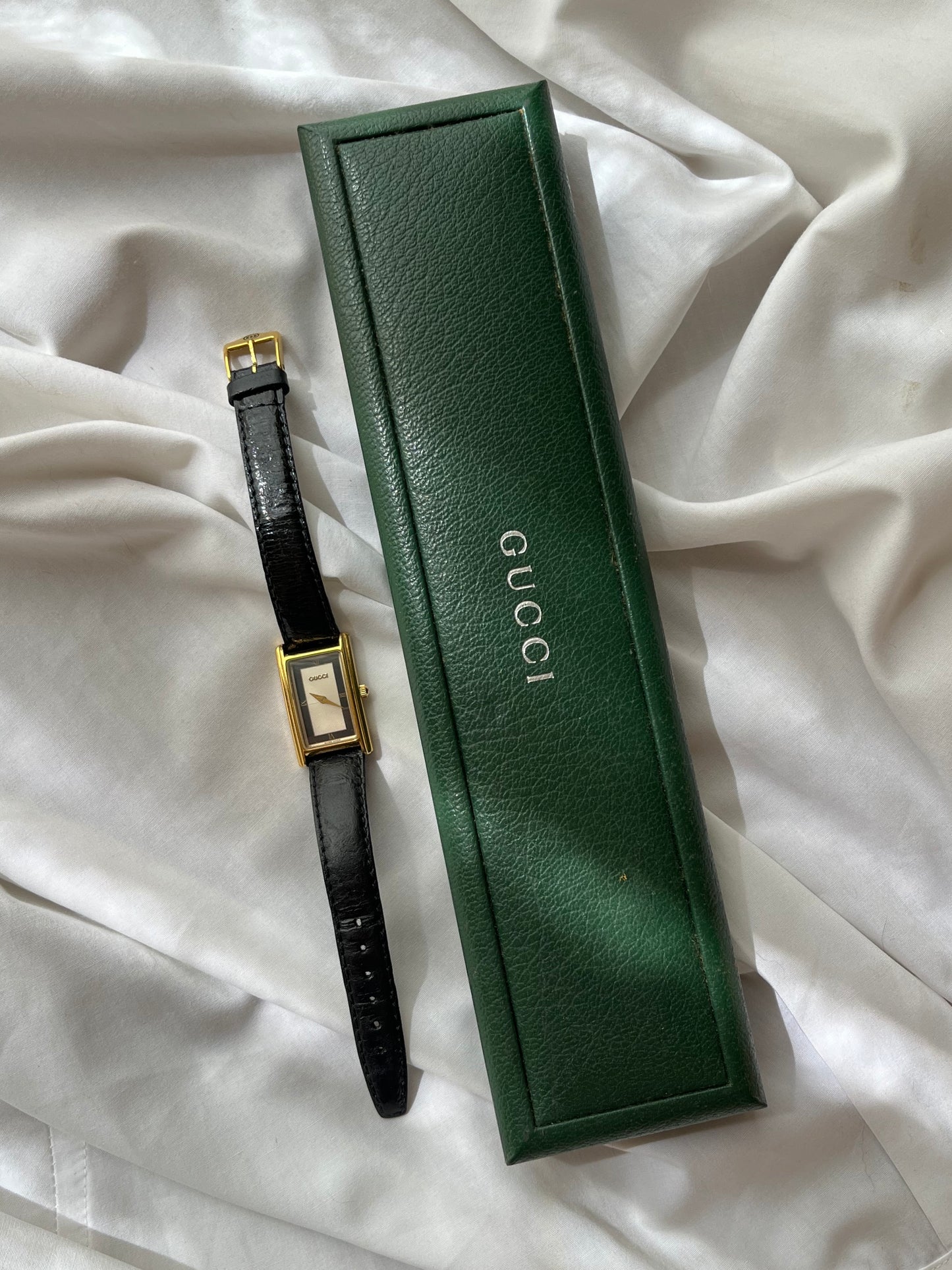 Gucci 2600L