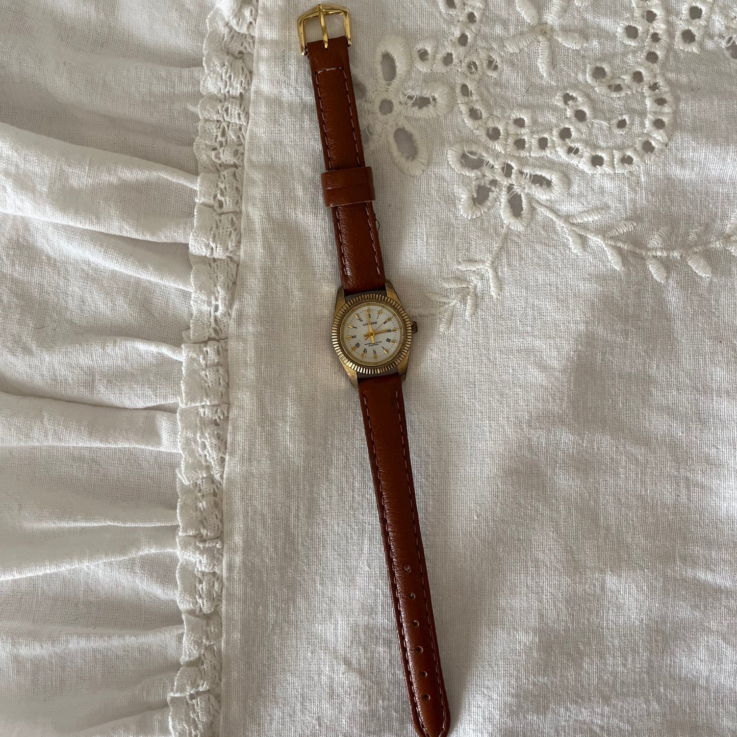 relógio mondaine
