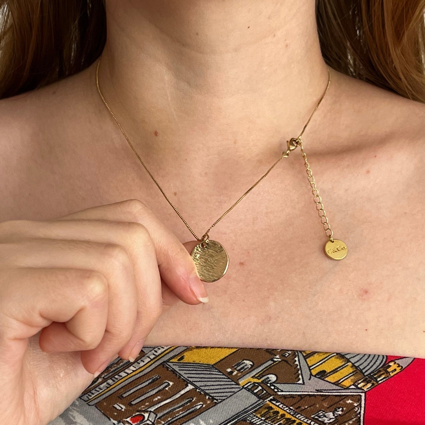 colar vintage medalha