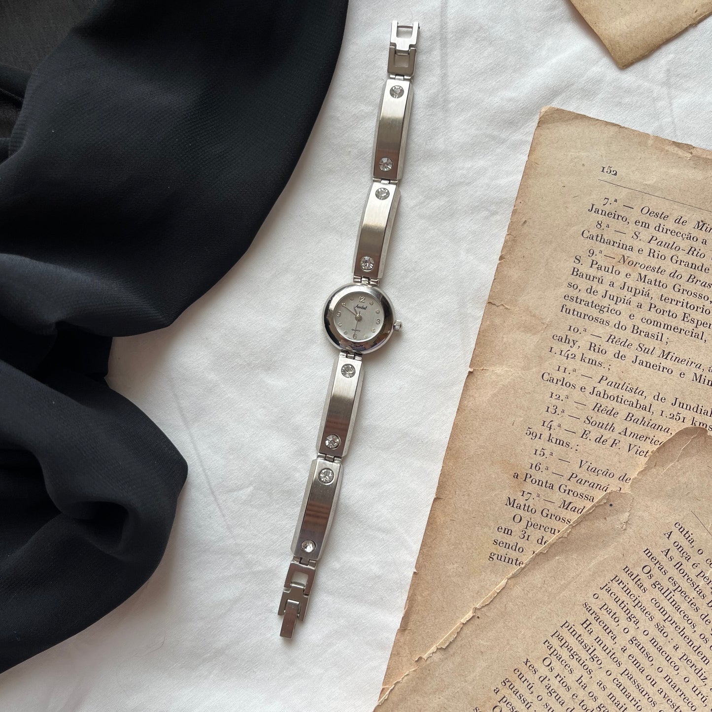 relógio annibel prata strass