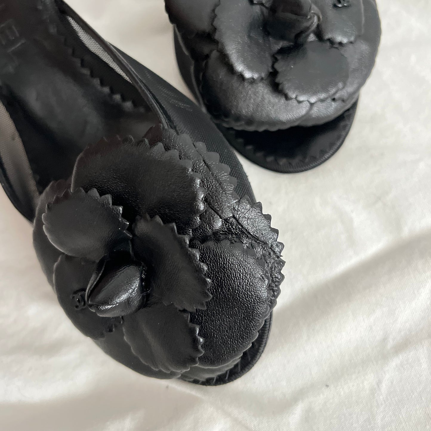 kitten heel Chanel