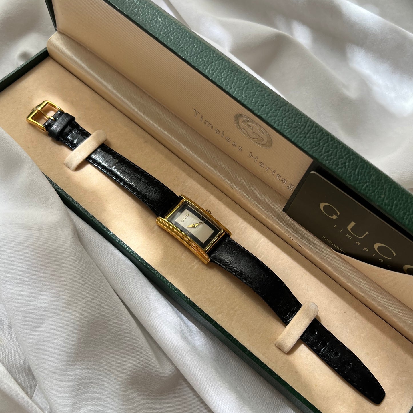 Gucci 2600L