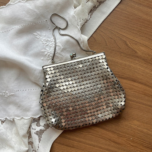 bolsa vintage prateada