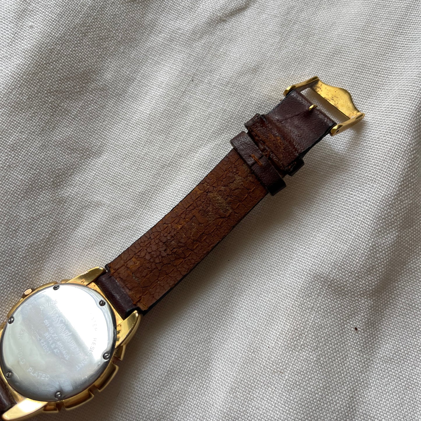 relógio Yves Saint Laurent II