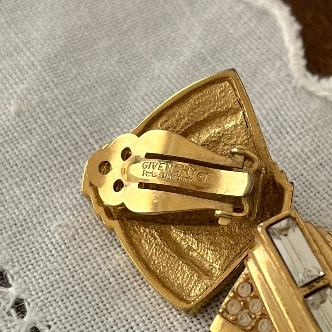 brincos Givenchy