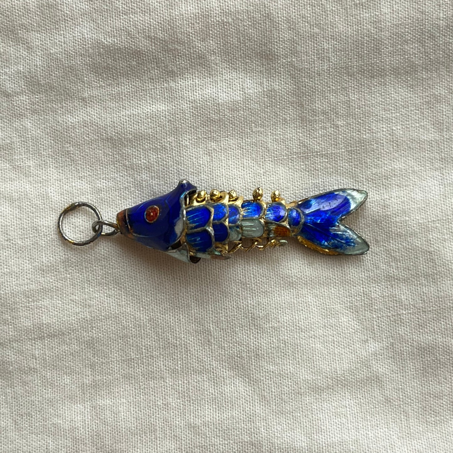 pingente vintage peixe azul marinho