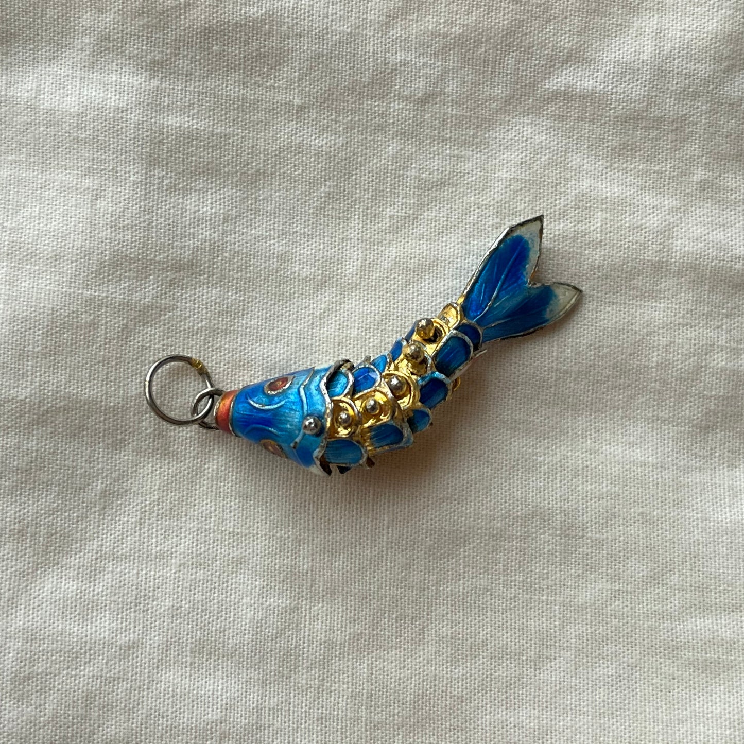 pingente vintage peixe azul celeste