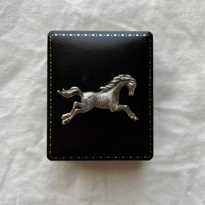broche cavalo prata