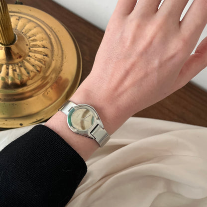 relógio Gucci 6700L