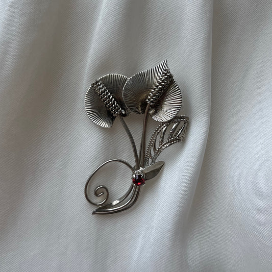 broche vintage lírios