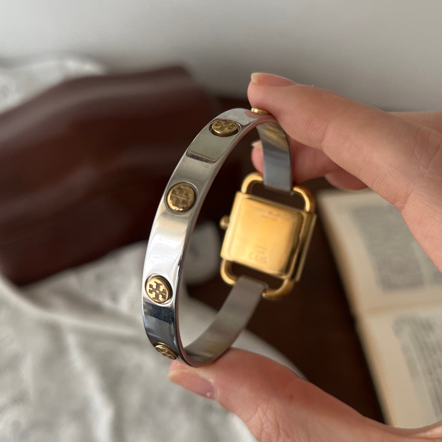 relógio tory burch