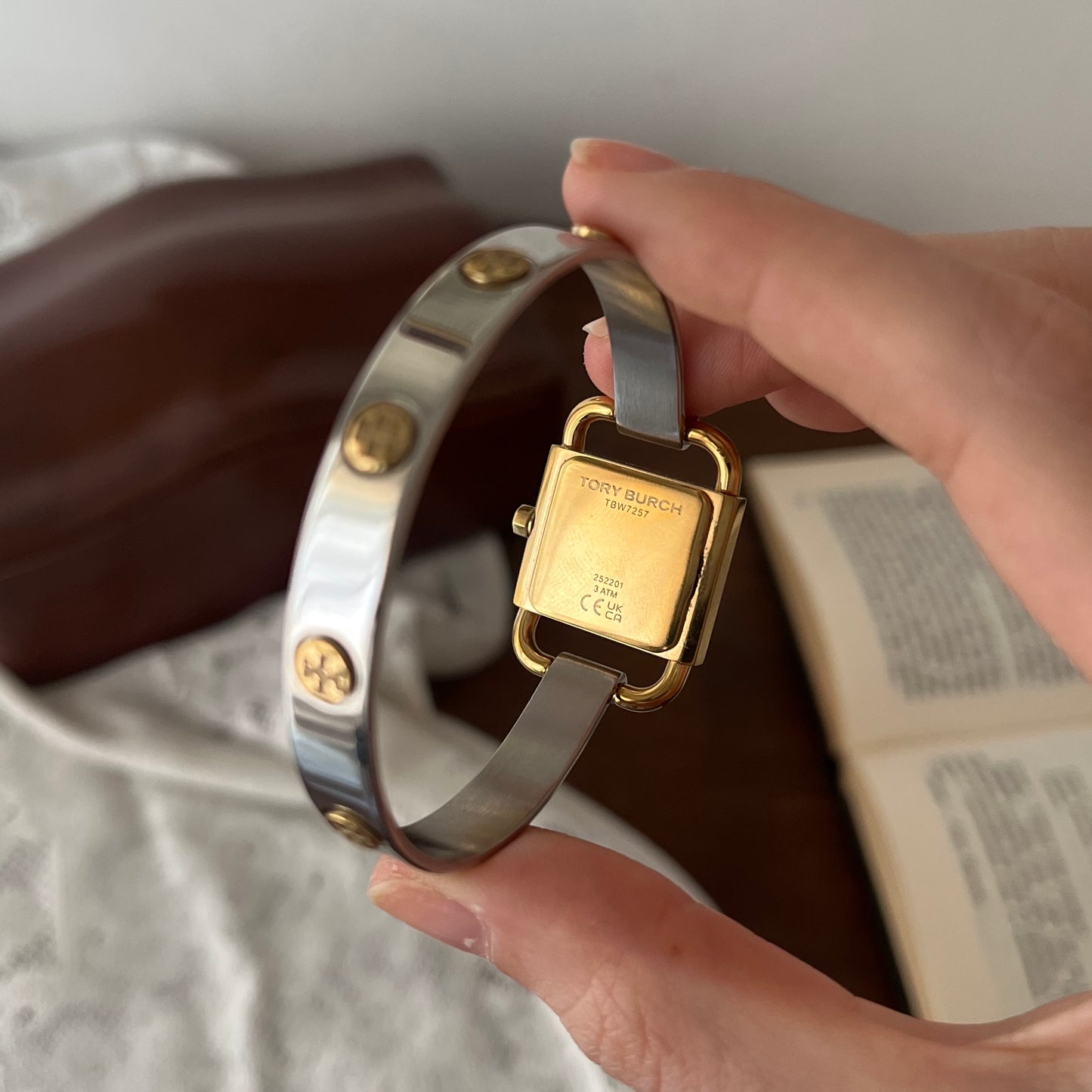 relógio tory burch