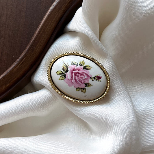 broche pink rose