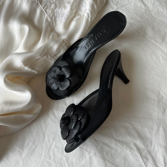 kitten heel Chanel