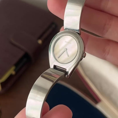 relógio Gucci 6700L